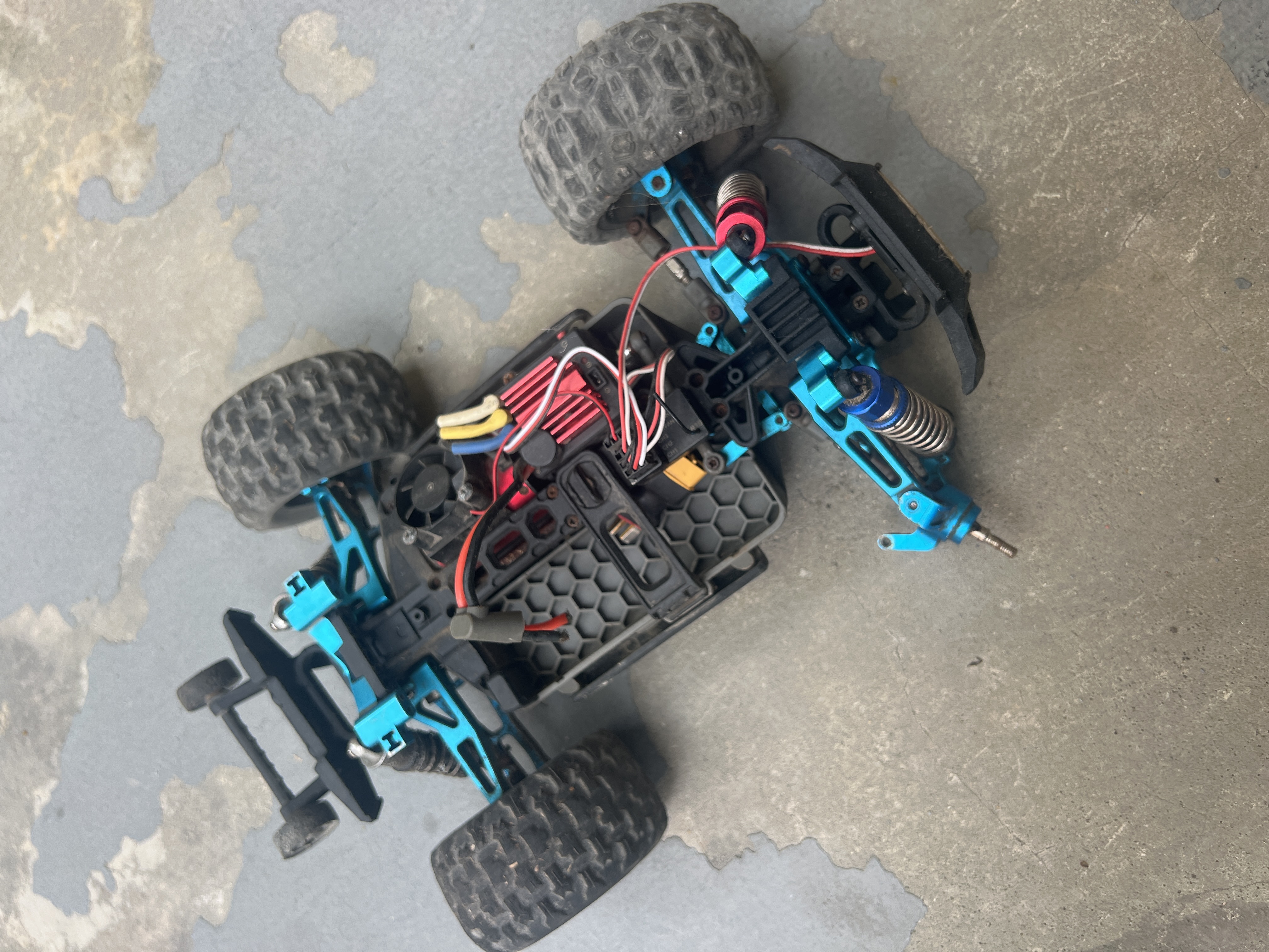 Hyper go 16208